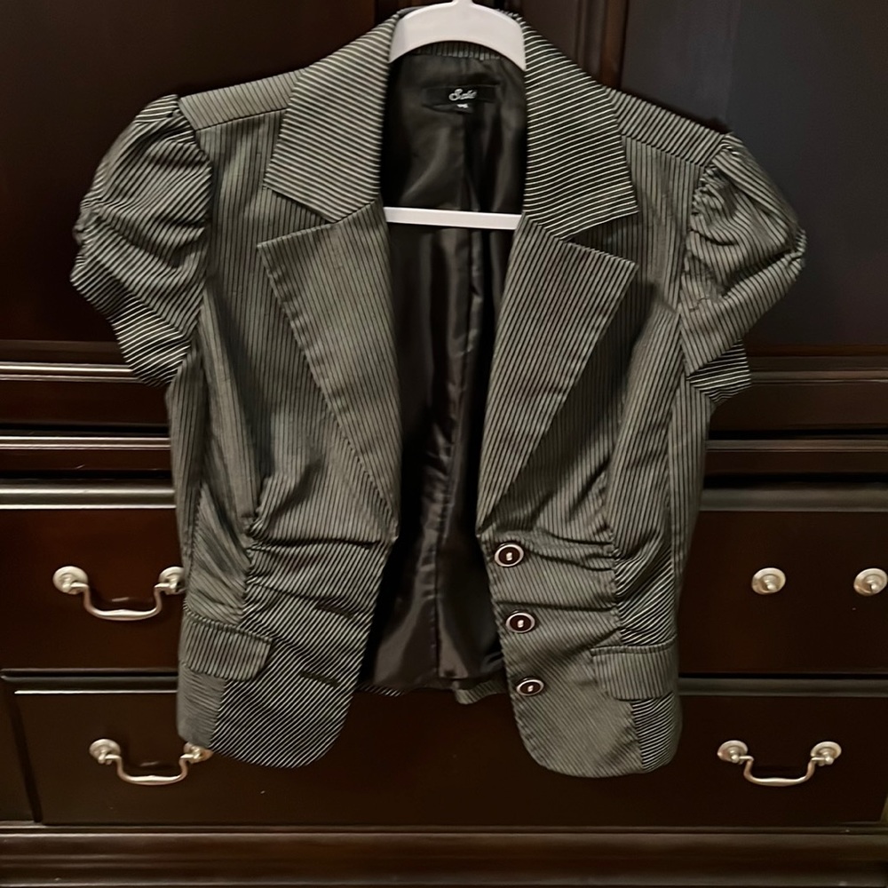 Sele black and white striped short sleeve blazer